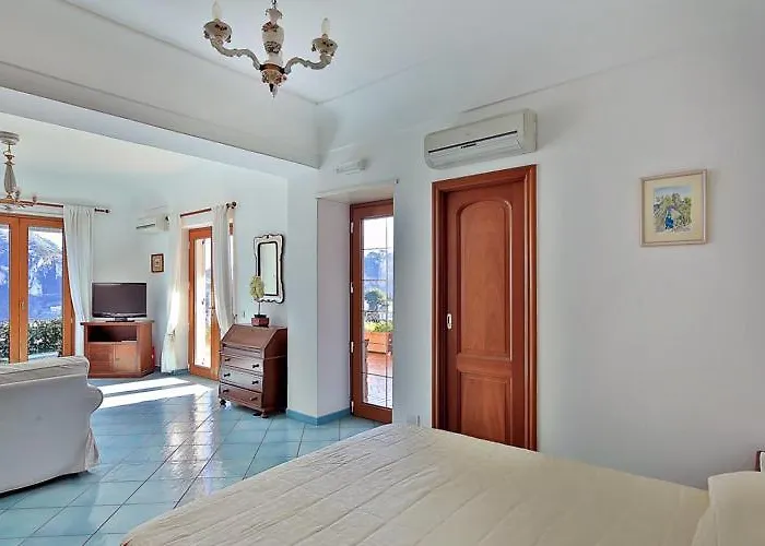 住宿加早餐酒店 Aiano 3*